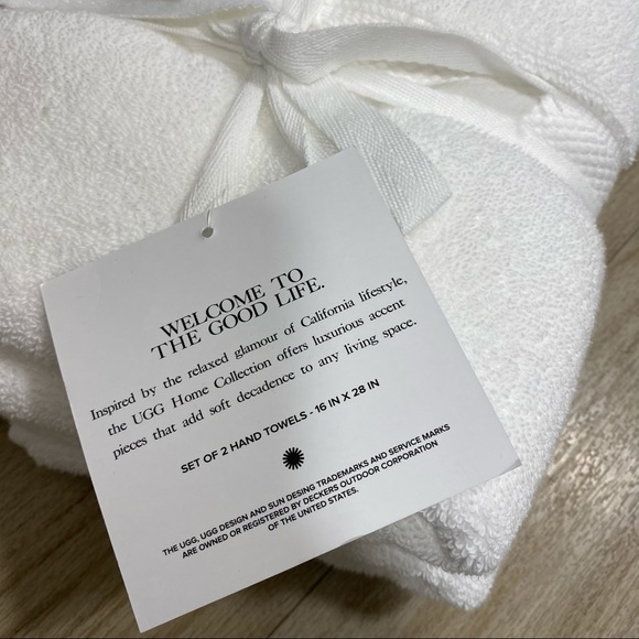 6 pc UGG Pasha Snow White Washcloths (4) Hand Towels (2) Thick Heavyweight - Picture 6 of 8